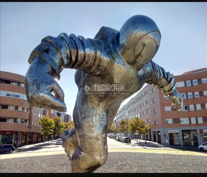 Foto 0894032b-9c96-4364-a5b0-ecf50e04d027. Etagenwohnung mit heizung in Hispanoamérica-Comunidades Valdemoro