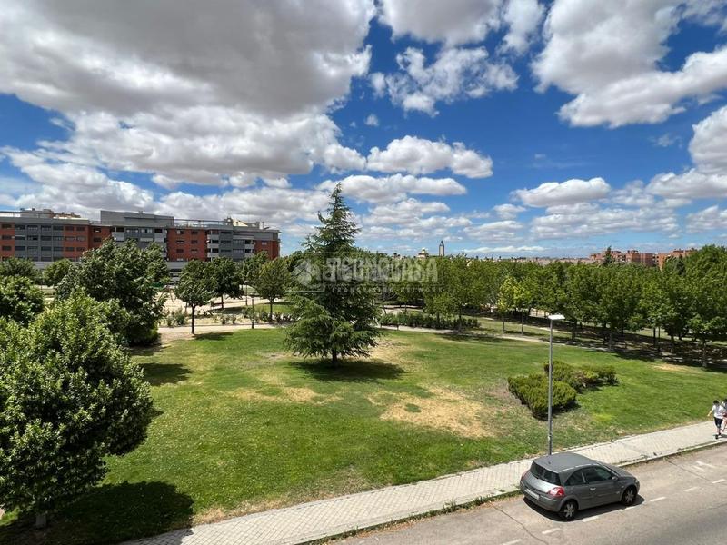 Foto 5172a2c9-51d0-441d-add4-63621abf76ed. Etagenwohnung mit heizung in Hispanoamérica-Comunidades Valdemoro