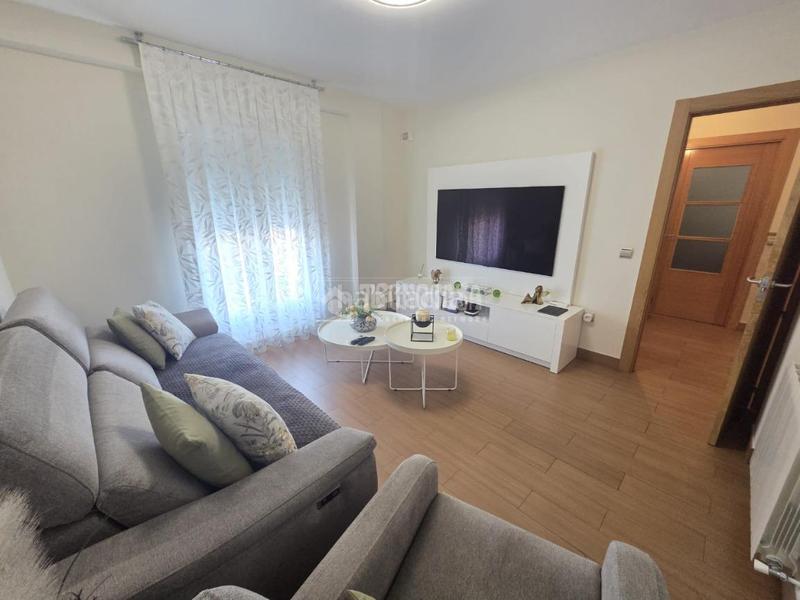 Foto 063da661-18e8-4bdc-afbb-59410ac6a205. Casa pareada casa en venta en Hispanoamérica-Comunidades Valdemoro