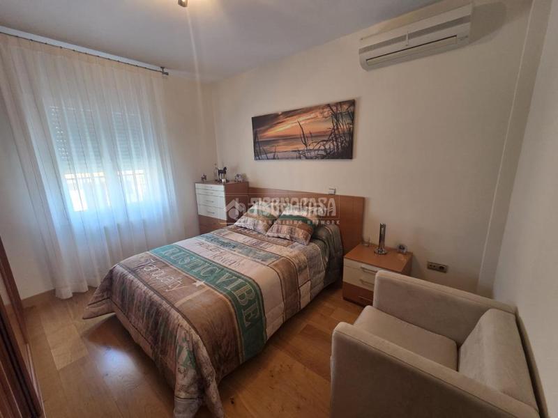 Foto 7fffdf18-8a01-4edd-8fa5-2a9edb5be521. Casa pareada casa en venta en Hispanoamérica-Comunidades Valdemoro
