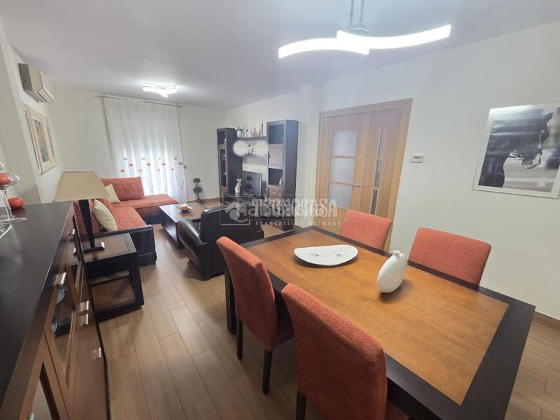 Foto 97a7638d-852b-404c-a0f8-33de41d96bbb. Casa pareada casa en venta en Hispanoamérica-Comunidades Valdemoro