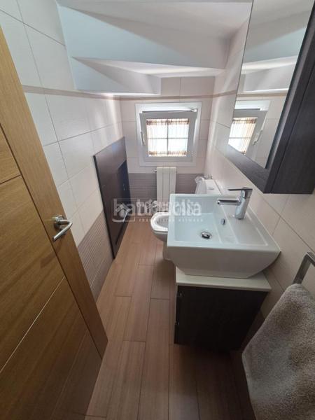 Foto aae89ec4-5293-41a0-ac01-66e1232430cb. Casa pareada casa en venta en Hispanoamérica-Comunidades Valdemoro