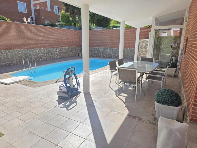 Foto e84116df-6514-41ac-9a1b-7ba5a25425ce. Casa pareada casa en venta en Hispanoamérica-Comunidades Valdemoro