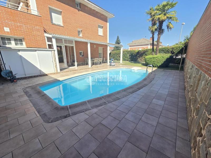 Foto ff4c88df-547b-4af2-b357-ee9cf0530282. Casa pareada casa en venta en Hispanoamérica-Comunidades Valdemoro