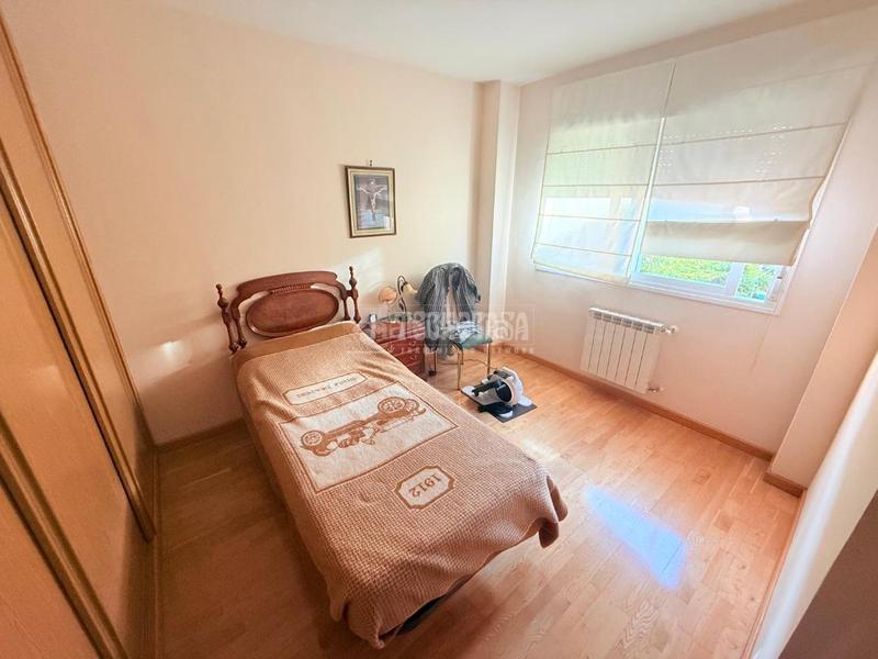 Foto d1044eec-279d-4d47-8c63-053cb49d7d74. Casa aparellada a Restón I-Restón II Valdemoro