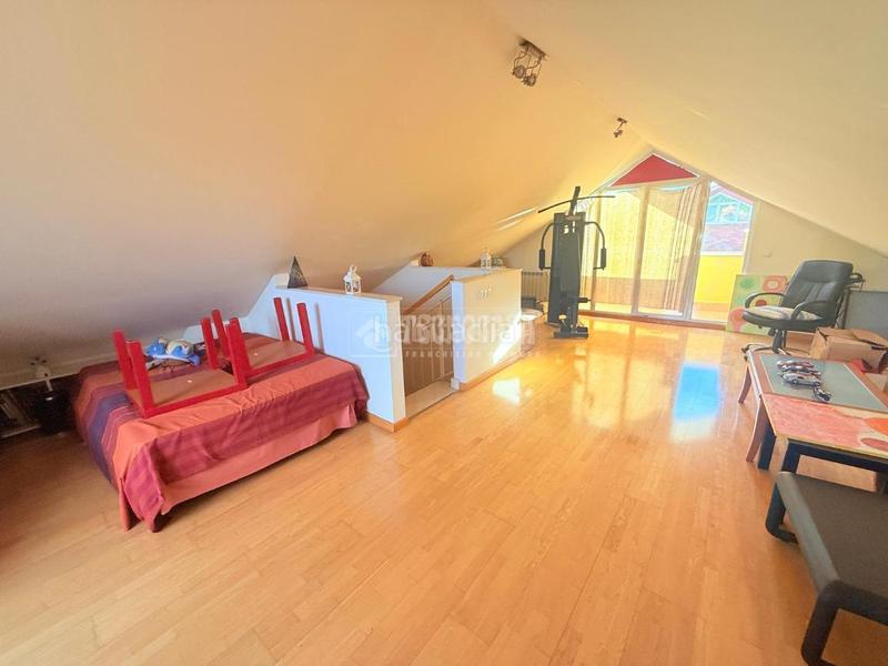 Foto ecbdaff1-0953-467c-a6b2-aa9e65dad245. Casa aparellada a Restón I-Restón II Valdemoro