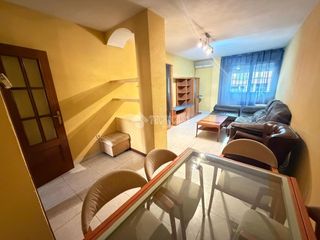 Etagenwohnung in Hispanoamérica-Comunidades. Piso en venta en valdemoro