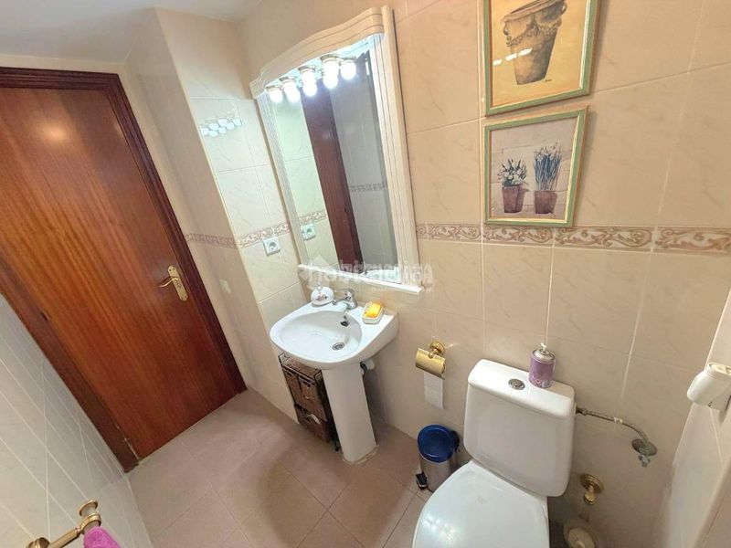 Foto be9006d0-2203-4bd9-981f-2423a7bef086. Casa aparellada amb aparcament piscina a Restón I-Restón II Valdemoro