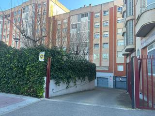 Aparcament cotxe a Juncal. Boxplaza de garaje en venta en torrejón de ardoz