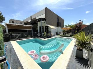 Towny house in Los Hueros. Casa en venta en villalbilla