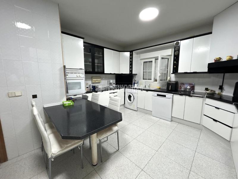 Foto bc7822d0-3f4d-4597-b162-5f14e7eea33a. Casa con parcheggio in Peñas Albas - Zulema Villalbilla