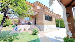 Maison à Peñas Albas - Zulema. Casa en venta en villalbilla
