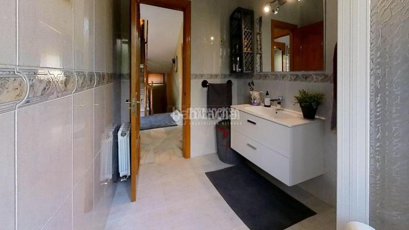 Foto a54e09f3-df05-4773-88e8-11f62302553e. Casa  en venta en Peñas Albas - Zulema Villalbilla