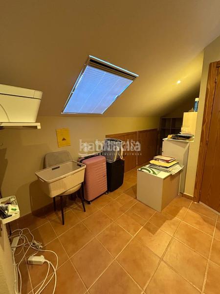 Foto d9b8bd7f-fb6d-49ae-9abc-9c49fa5de2d9. Casa aparellada amb calefacció a Villalbilla pueblo Villalbilla
