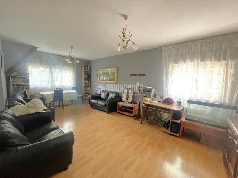 Foto 3a838936-3b2f-46b4-ba31-d758ab4e0455. Maison avec chauffage parking dans El Robledal Villalbilla