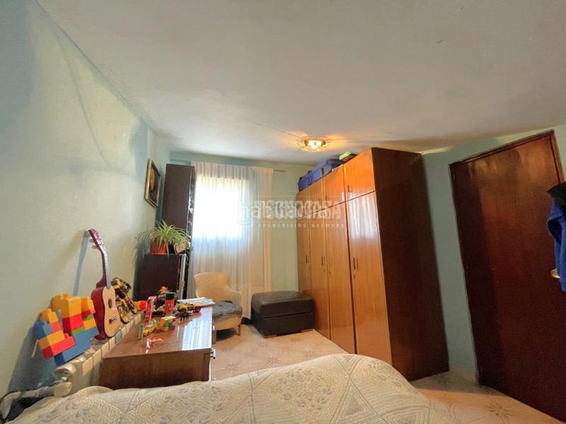 Foto 95bcf68d-f321-4292-b9bb-d9f0fb58118d. Maison avec chauffage parking dans El Robledal Villalbilla