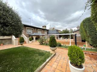 Casa a Peñas Albas - Zulema. Casa en venta en villalbilla