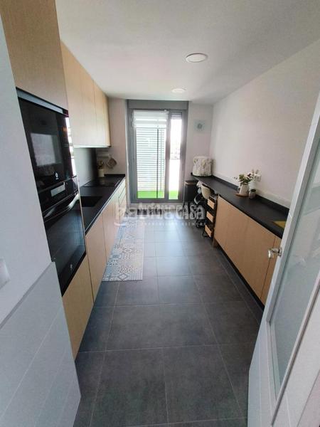 Foto d8c5366c-288f-46b3-b54c-5482de43fd8d. Appartement avec parking dans Villalbilla pueblo Villalbilla