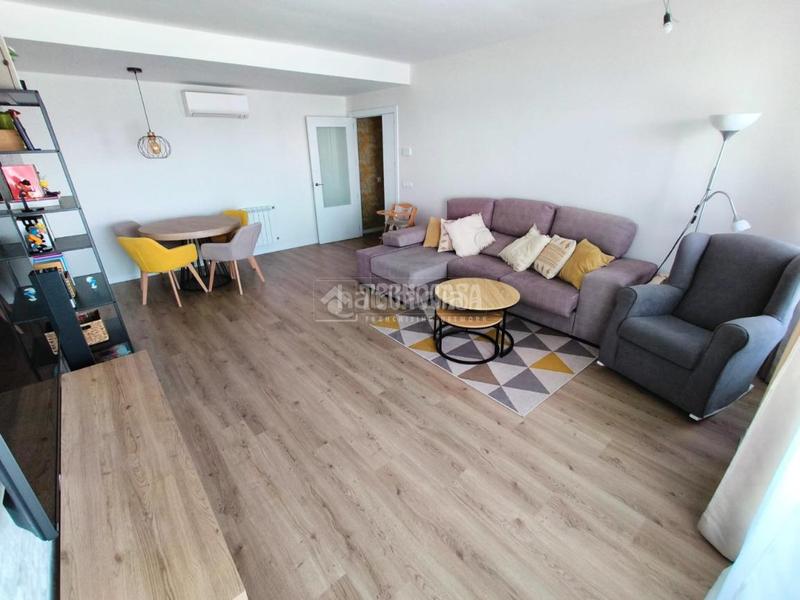 Foto efc48fe4-1059-4b87-882e-7957d6b3edd8. Appartement avec parking dans Villalbilla pueblo Villalbilla