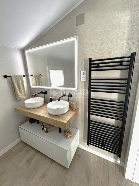 Foto 58ef4823-1702-4ec4-8175-58153998af4b. Casa amb calefacció piscina a Villalbilla pueblo Villalbilla