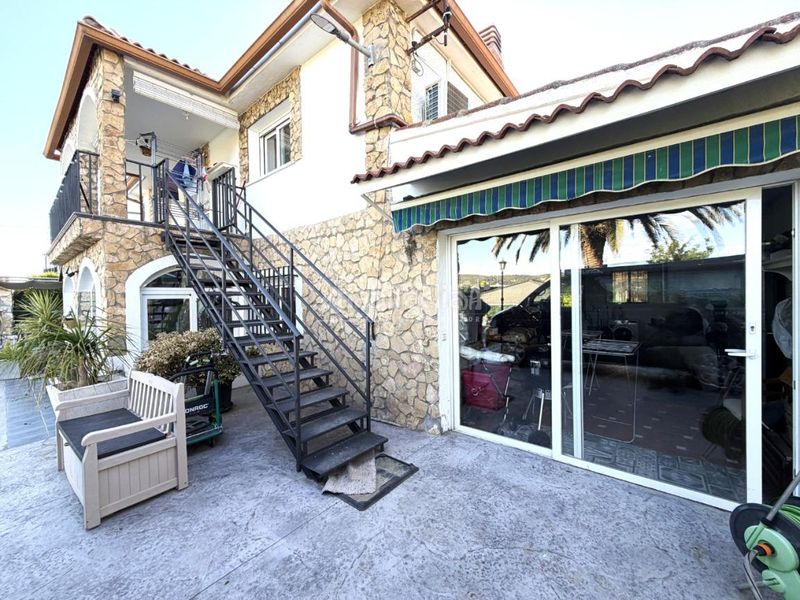 Foto ea4f2806-f56c-43f8-90f4-93d2f5c6ecb7. Casa amb calefacció aparcament piscina a Los Hueros Villalbilla