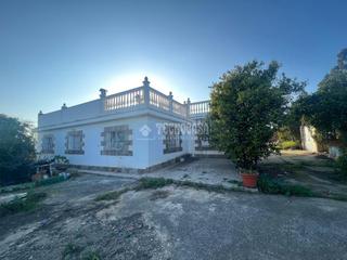 Masia en Oromana. Casa rural en venta en alcal de guadaira