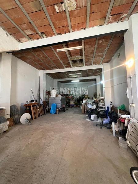 Foto a596350f-8b8f-4b5d-aa8d-f1be8125cb27. Local comercial nave en venta en Arco Norte - Avda España Dos Hermanas