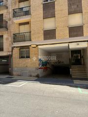 Aparcament cotxe a Salesas. Boxplaza de garaje en venta en salamanca