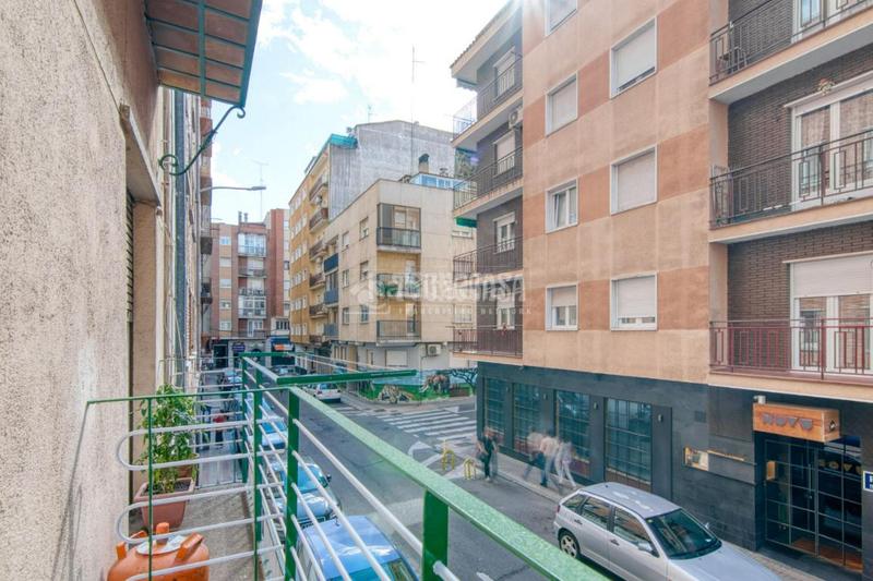 Foto 1bab11ae-c1e5-4d73-9e56-979140f617b2. Etagenwohnung mit heizung in Salesas Salamanca