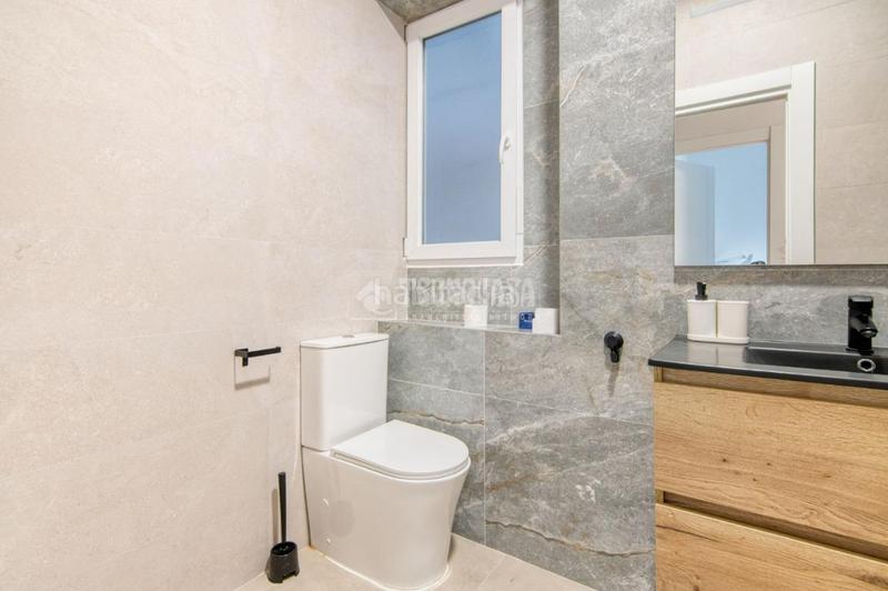 Foto b3d189ec-d077-4657-8136-6d6389e9f925. Etagenwohnung mit heizung in Salesas Salamanca