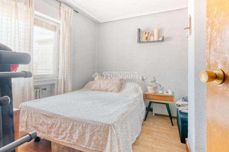 Foto 01ad2203-24a9-45bf-8e76-a697fdc88036. Pis amb calefacció a Labradores Salamanca