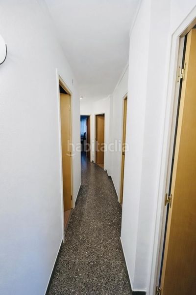 Foto b7fbe7a2-6d24-4de5-bb69-8fb7991ddfb7. Apartament a La Verneda - La Pau Barcelona