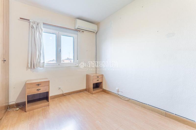 Foto 4a62f0eb-401b-44a7-bd86-69b62d8ed0d0. Piso  en venta en Peñagrande Madrid