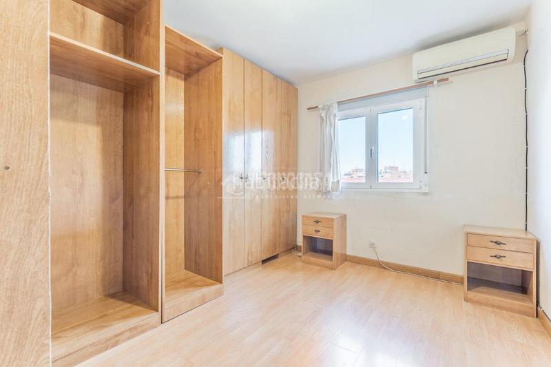 Foto db6cdb8d-166f-493f-86af-4926bf0891af. Piso  en venta en Peñagrande Madrid