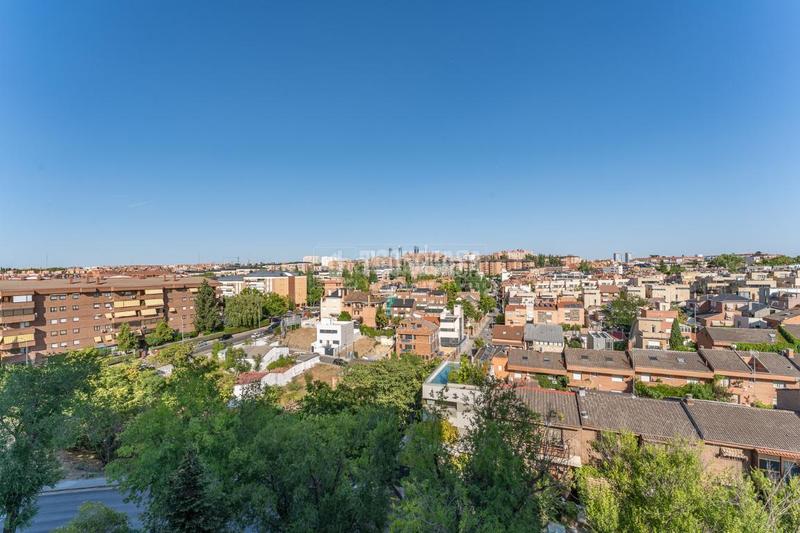 Foto 0686e877-0f7b-4d44-89b0-afea213c36a1. Piso  en venta en Peñagrande Madrid
