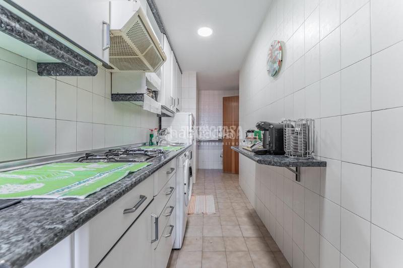 Foto 1cdeeba2-c5a6-4af1-a261-e86d46ee4fc7. Piso  en venta en Peñagrande Madrid