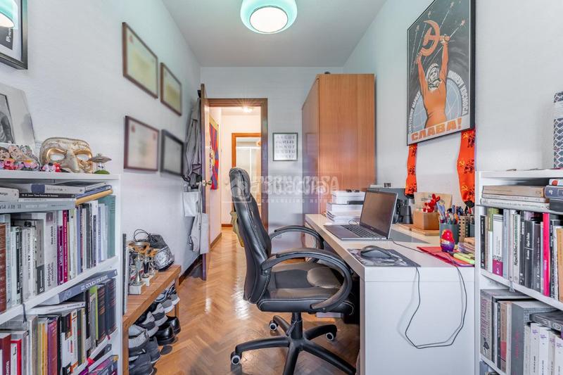 Foto 9d5bbfd7-2a94-401e-bb2a-9c8fae48cef4. Piso  en venta en Peñagrande Madrid