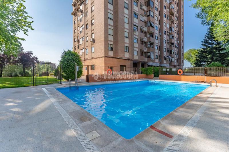 Foto d82aeb02-57ea-4737-8e20-1474f3614b63. Piso  en venta en Peñagrande Madrid
