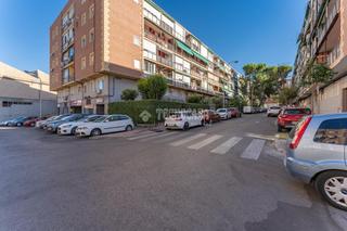 Appartement à Peñagrande. Piso en venta en madrid