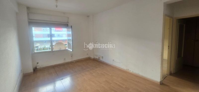 Foto f2231f77-75ae-4868-a7dc-ed7329cc17db. Pis a Peñagrande Madrid
