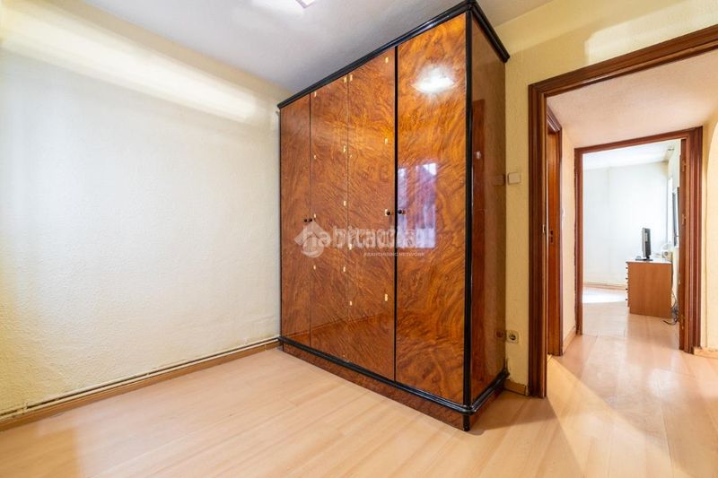 Foto 48f7d923-358a-4c22-9412-b6ba5850b1bd. Piso  en venta en Peñagrande Madrid