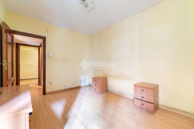 Foto df646f4d-b192-427c-9a30-fa1ebfe73b13. Piso  en venta en Peñagrande Madrid
