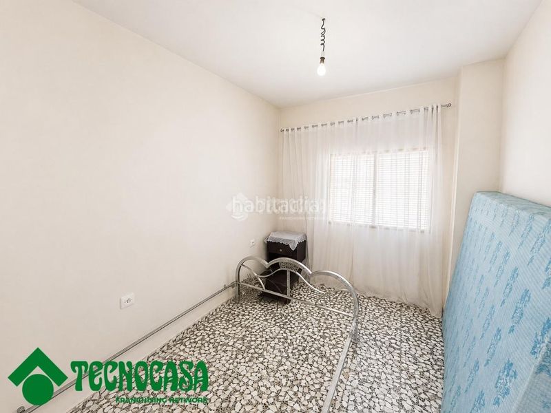 Foto 3318a1e4-520a-4abd-a226-9d2679966cae. Casa aparellada a Navalucillos (Los)