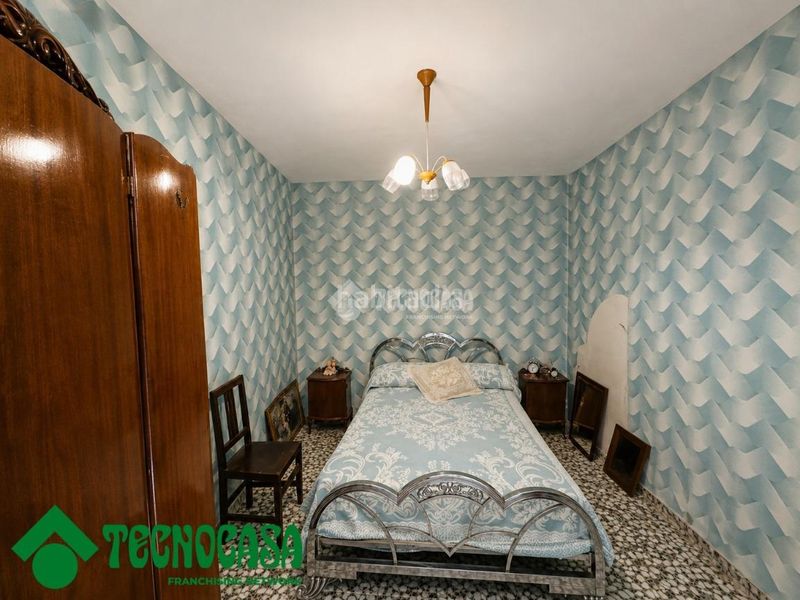 Foto ea972165-a738-4c00-8707-ac3915d9c5d0. Casa aparellada a Navalucillos (Los)