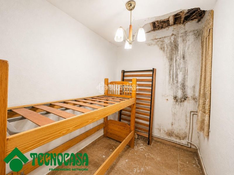 Foto 072b6a82-8eb6-49c5-a08d-aedf26b0982a. Casa aparellada a Navahermosa