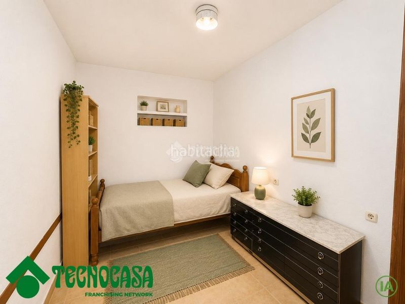 Foto 6b3b0c5e-6a32-4fe7-b902-70809712d5df. Casa aparellada a Navahermosa