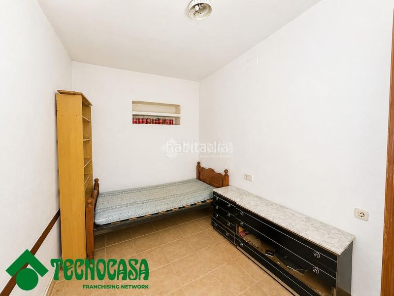 Foto aa21e053-4918-4d29-a937-7a52ee0b7de0. Casa aparellada a Navahermosa
