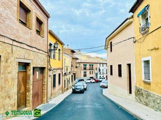 Casa aparellada a Antequeruela-Covachuelas. Casa en venta en toledo
