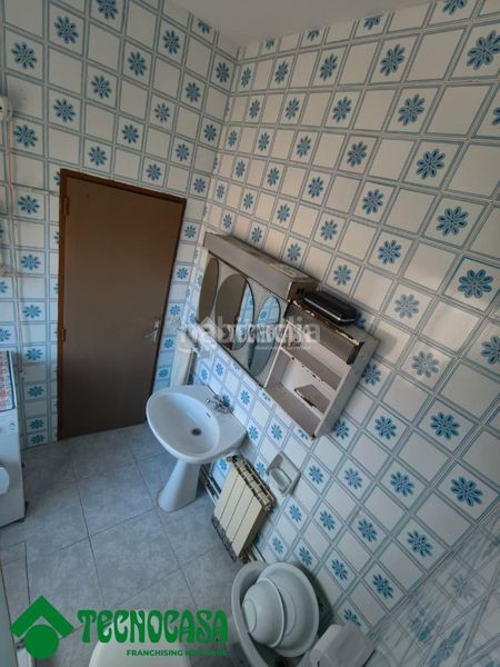 Foto 1d378ac0-cca9-47cb-8e5e-fe069b25c30c. Casa aparellada amb calefacció a Gálvez