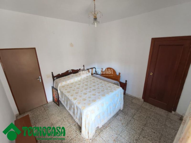 Foto aea3c6a1-9cd1-4549-a44b-d4c2c6ffeca6. Casa aparellada amb calefacció a Gálvez